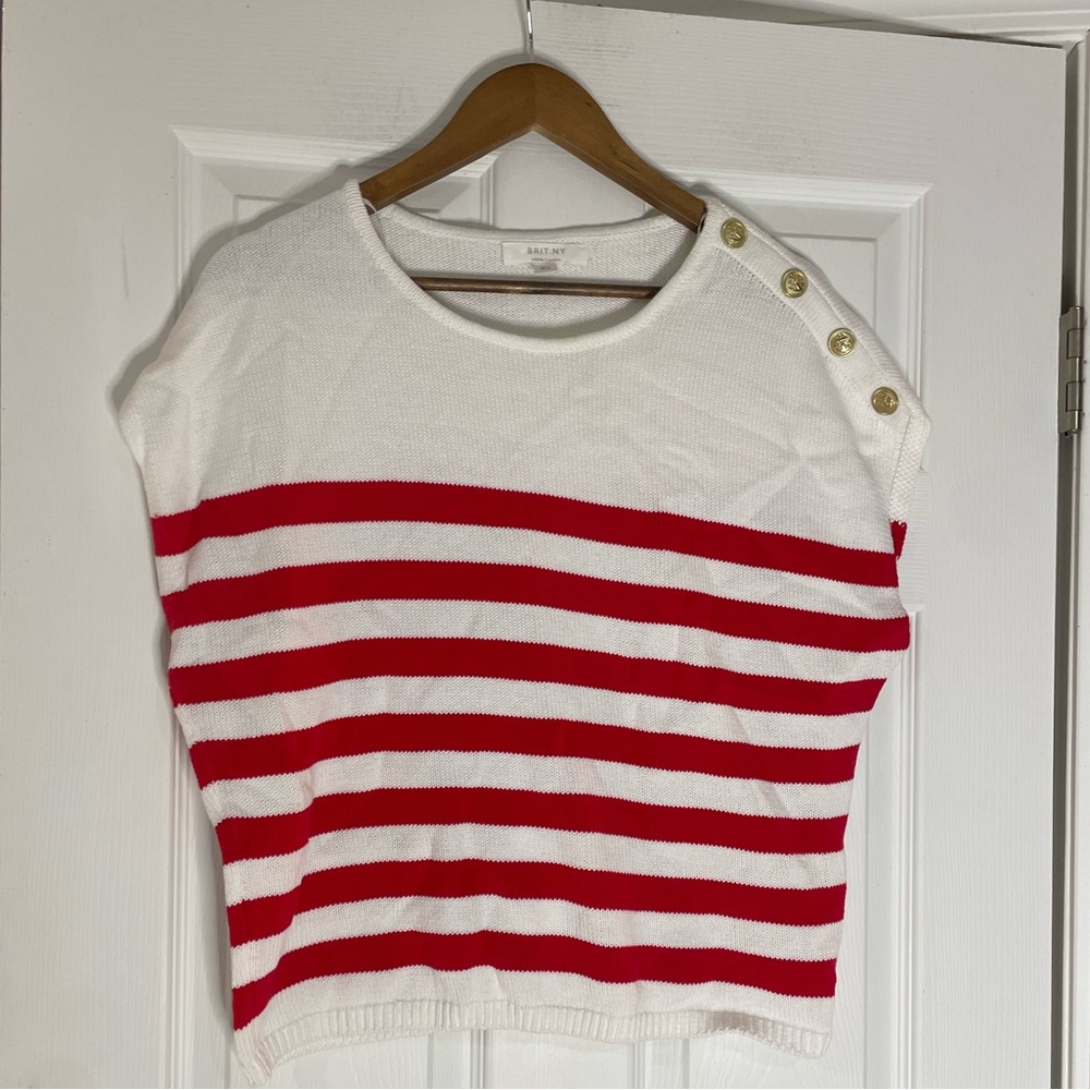 BRIT NY cotton cropped red/white knit top with gold tone buttons - size XL